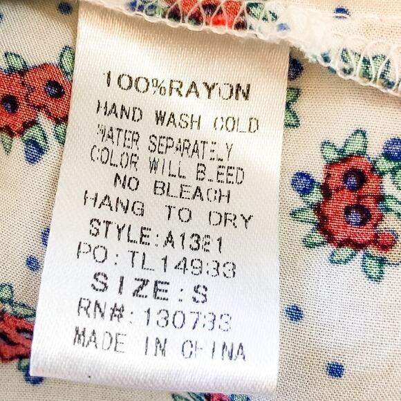 Altar'd State Floral Red White & Blue Tunic Dress Size Small - Picture 3 of 7